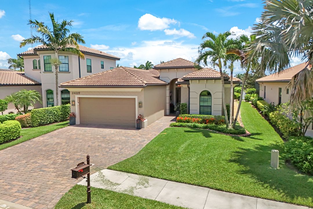 28429 San Amaro Dr, Bonita Springs, FL 34135