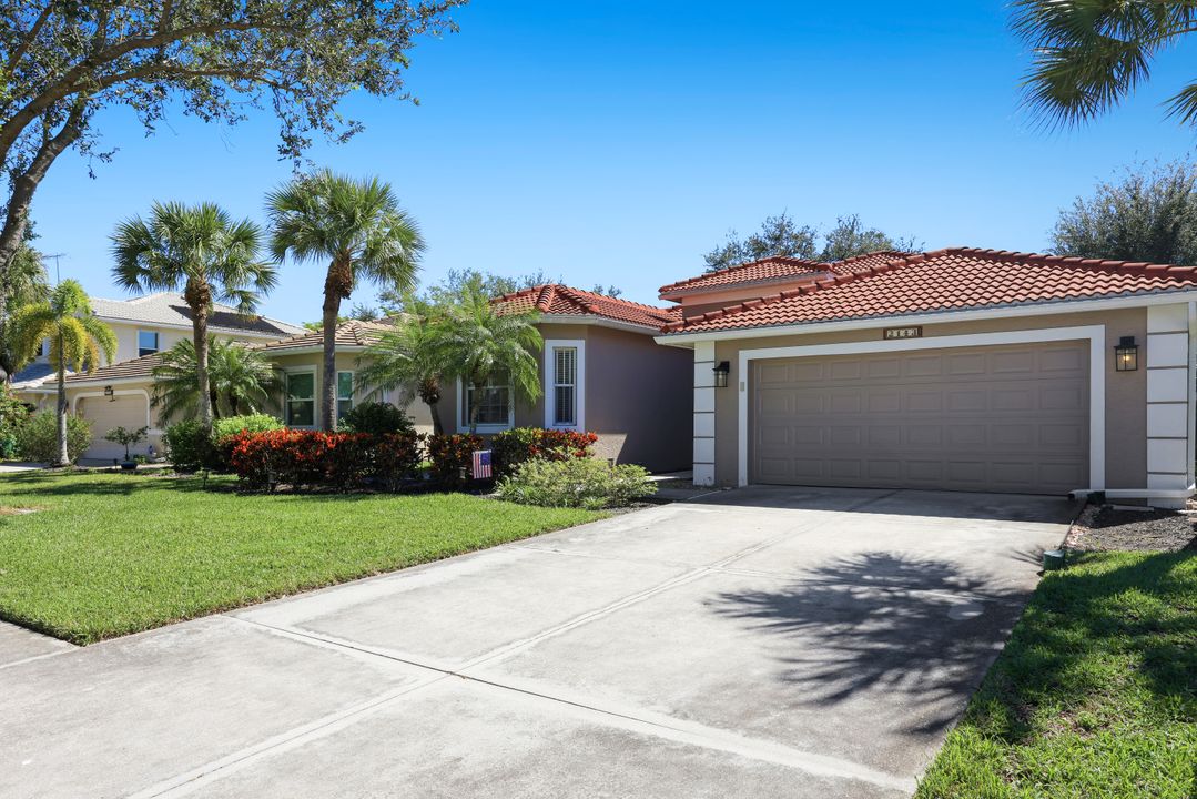 2143 Morning Sun Ln, Naples, FL 34119