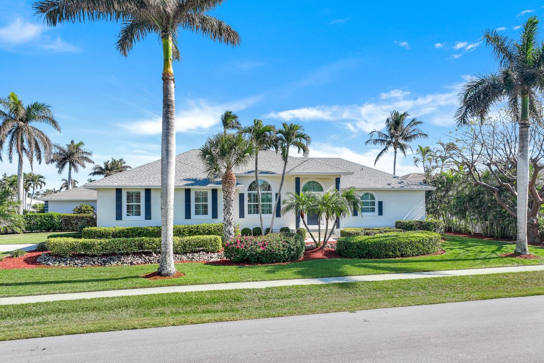 239 Castaways St, Marco Island, FL 34145