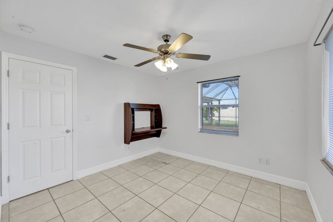 903 SE 19th Terrace, Cape Coral, FL 33990