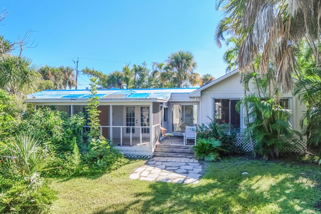 231 Palm Lake Dr, Sanibel, FL 33957