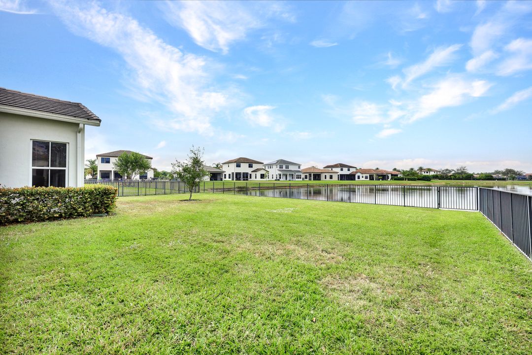 5165 Vizcaya St, Ave Maria, FL 34142