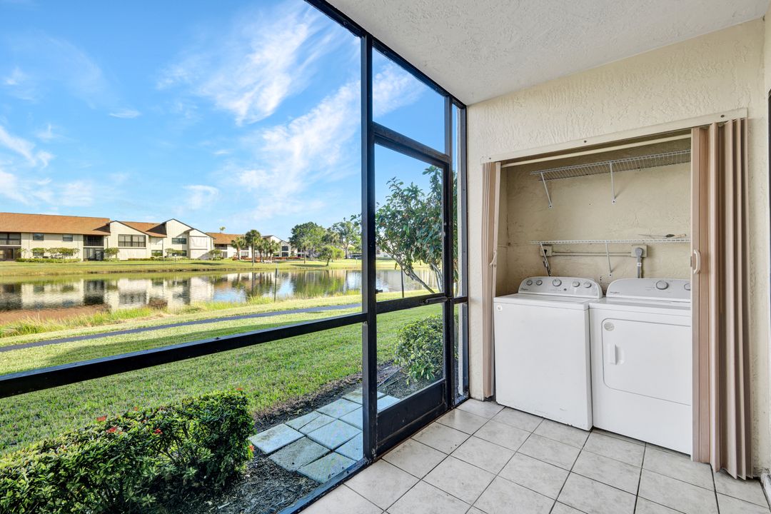 8595 Charter Club Cir #4, Fort Myers, FL 33919