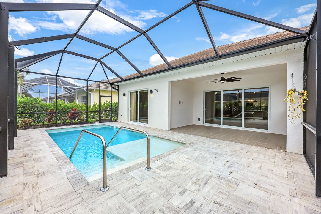 2580 Linda Dr, Naples, FL 34112