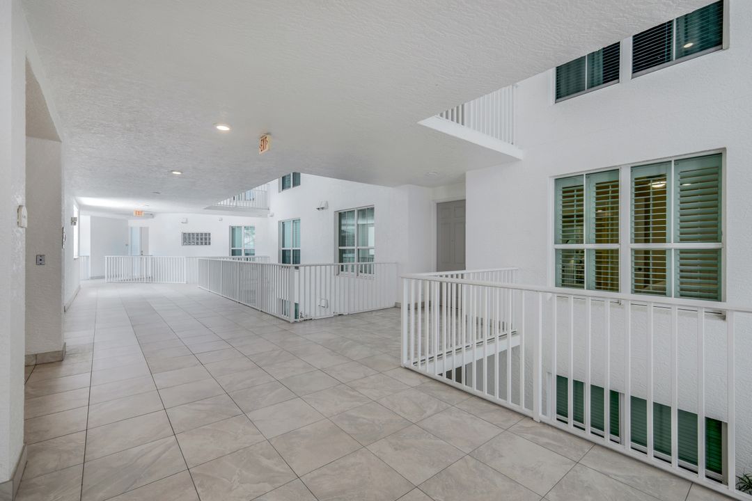 315 Dunes Blvd #204, Naples, FL 34110