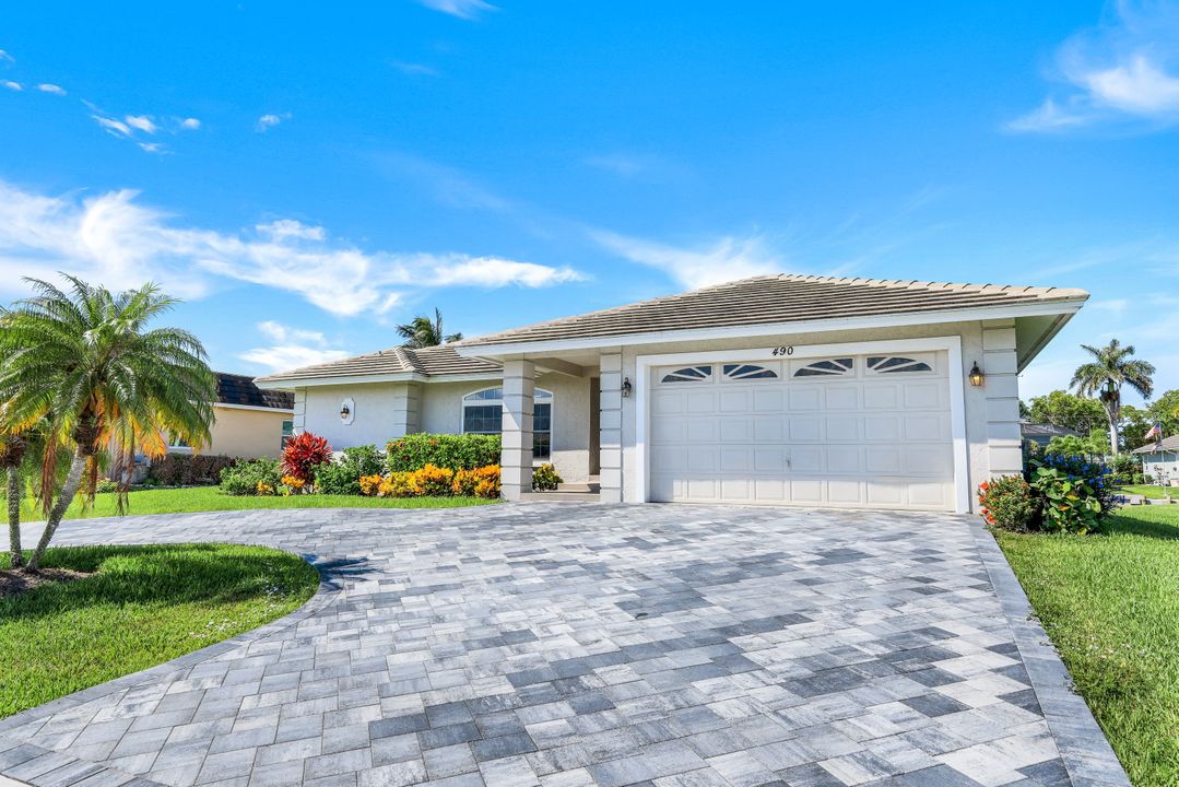 490 N Barfield Dr, Marco Island, FL 34145