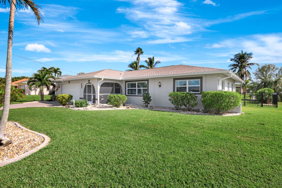 4311 Pelican Blvd, Cape Coral, FL 33914