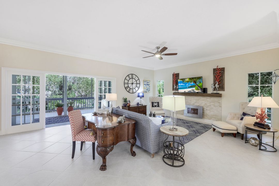 360 Gumbo Limbo Ln, Marco Island, FL 34145