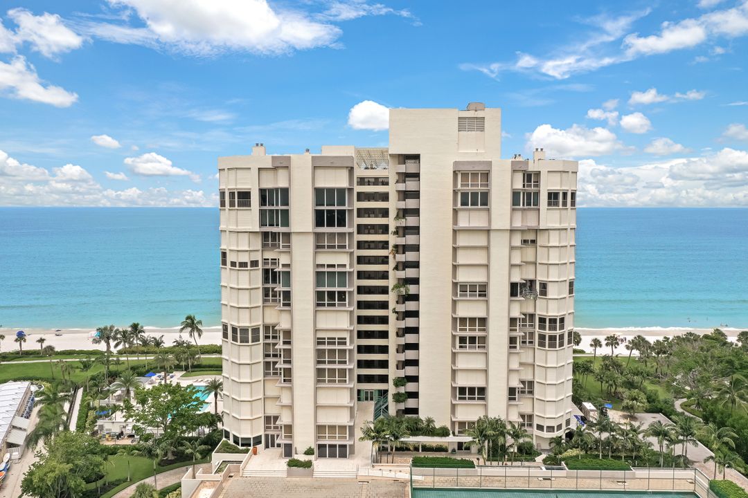 4051 Gulf Shore Blvd N #1102, Naples, FL 34103