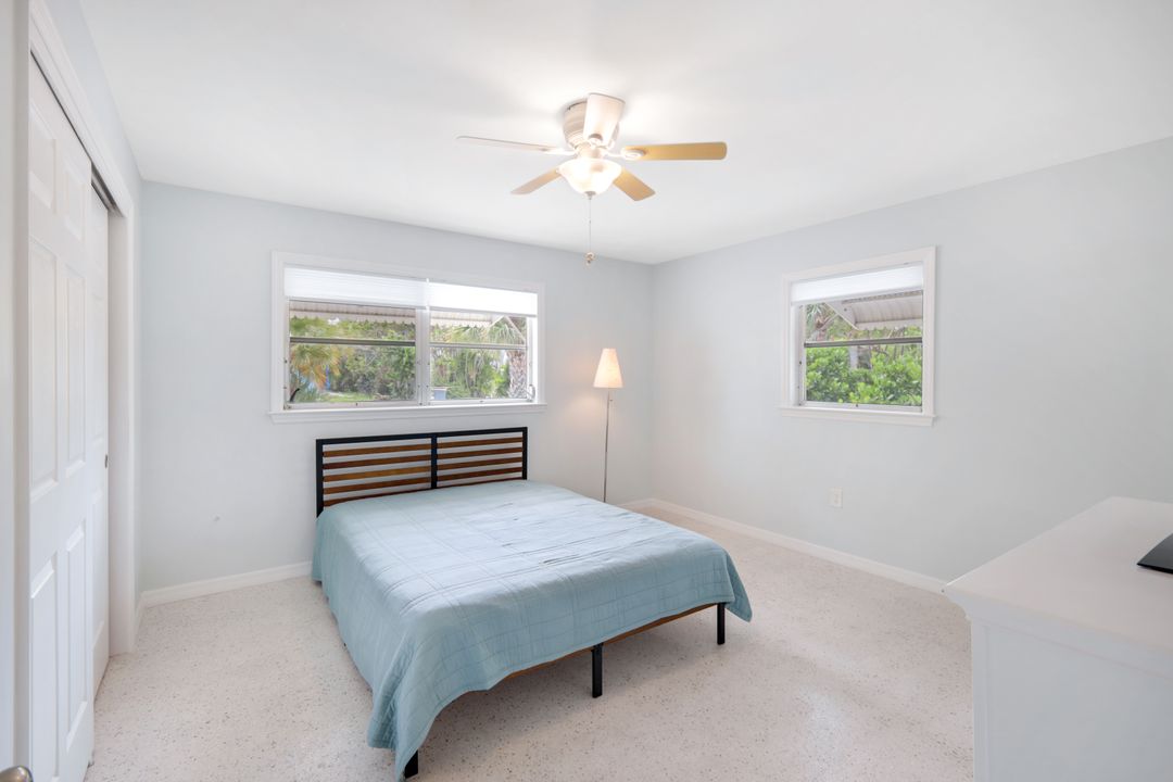 1125 Captains Walk St, Sanibel, FL 33957