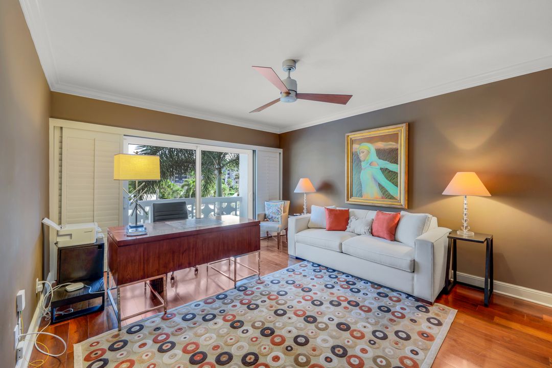 3401 Gulf Shore Blvd N #203, Naples, FL 34103