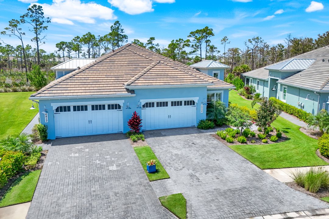 6408 Arriba Ave, Naples, FL 34113