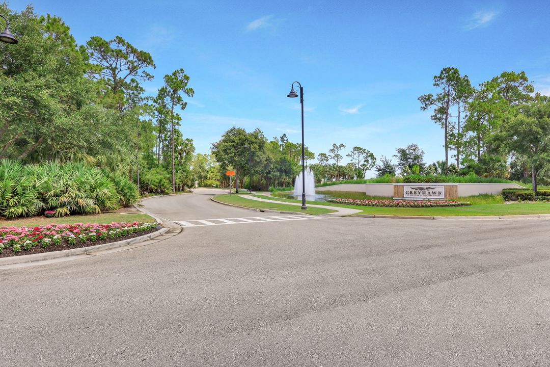 9112 Snowy Owl Wy, Naples, FL 34120