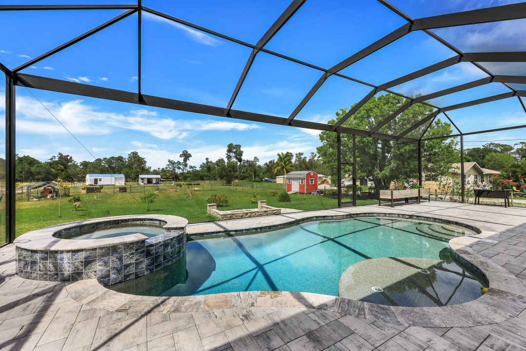 15270 N Pebble Ln, Fort Myers, FL 33912