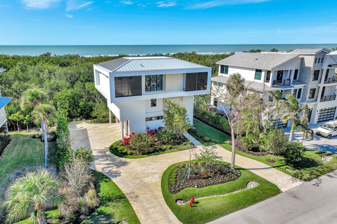 706 Waterside Dr, Marco Island, FL 34145