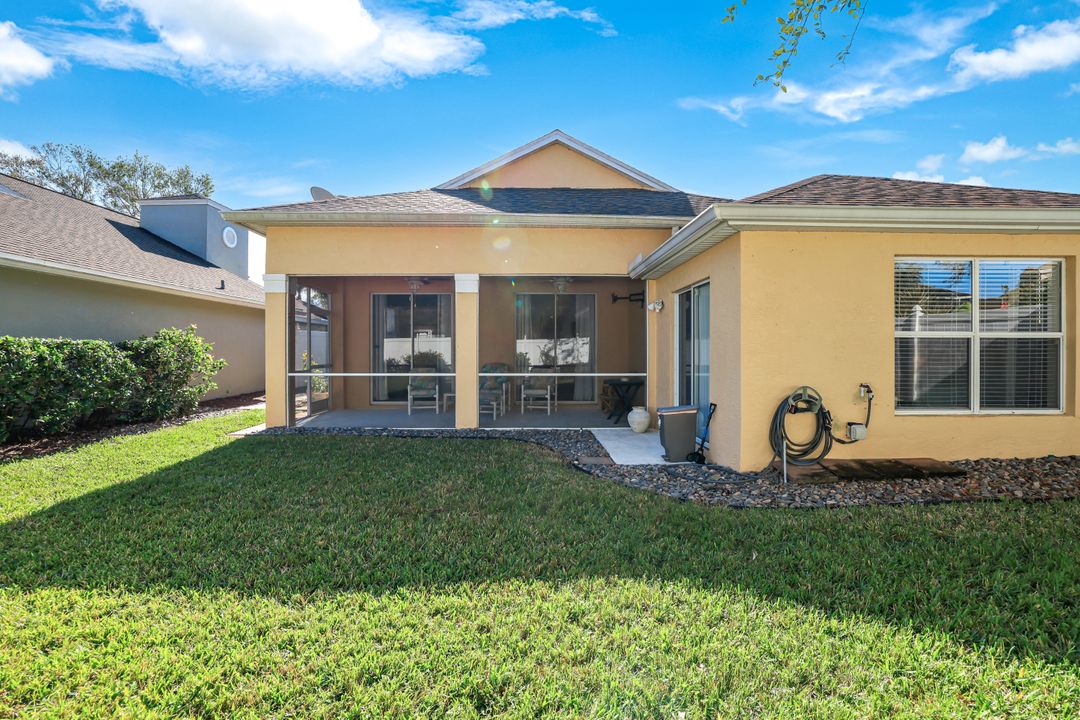 1176 Silverstrand Dr, Naples, FL 34110