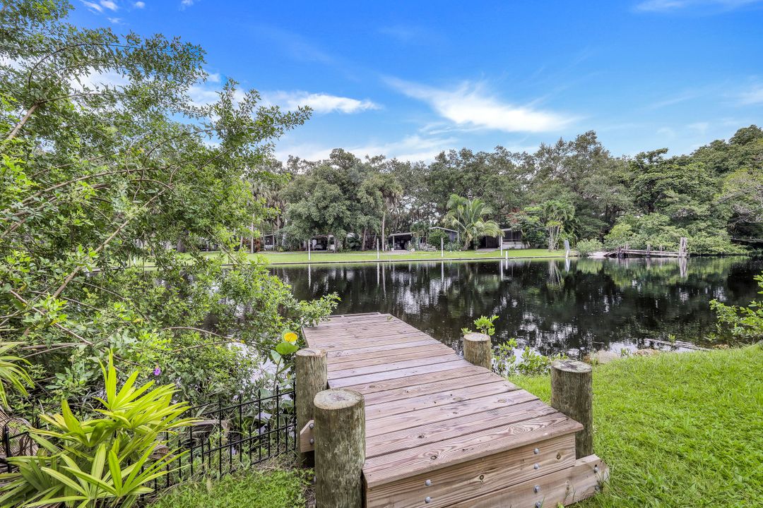 3201 Sabal Ct, Naples, FL 34112