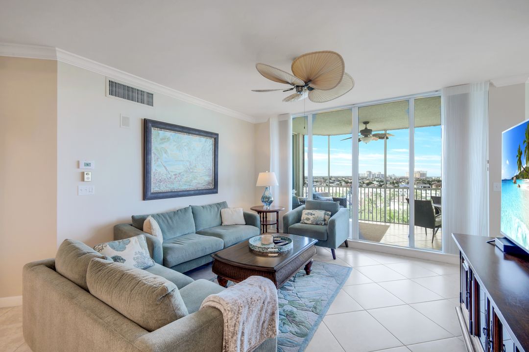 300 Dunes Blvd #803, Naples, FL 34110