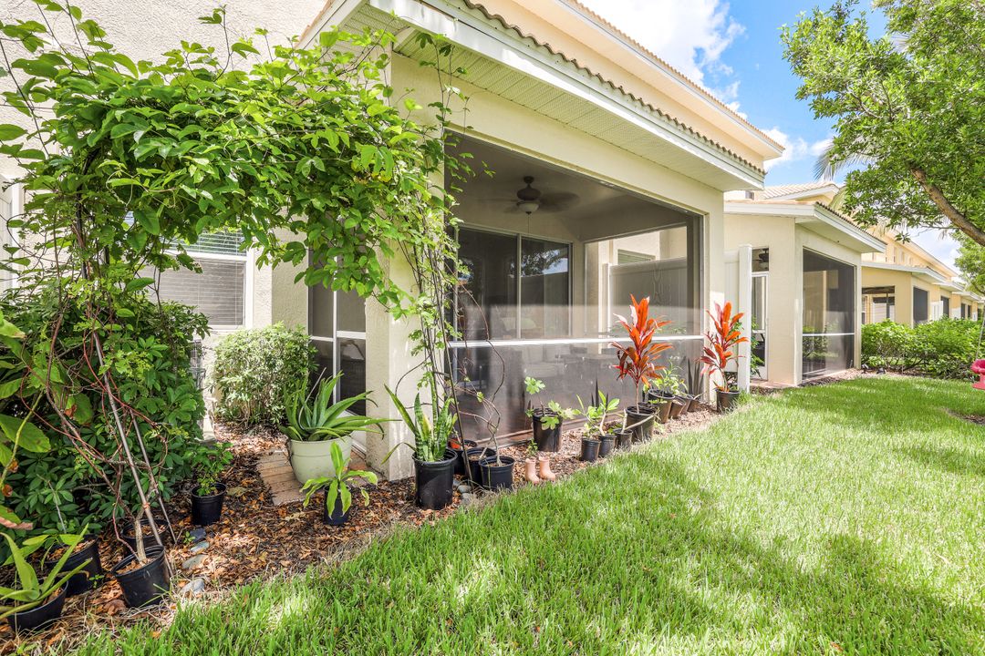 10825 Alvara Way, Bonita Springs, FL 34135