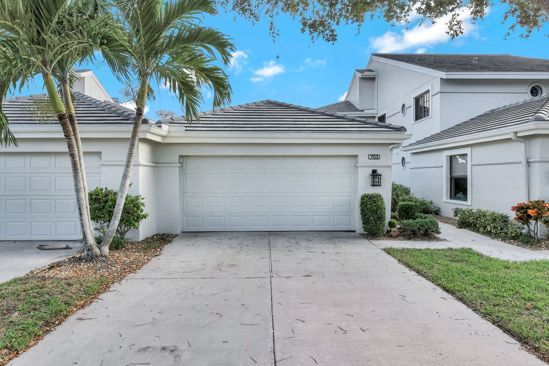 16321 Fairway Woods Dr  #705, Fort Myers, FL 33908