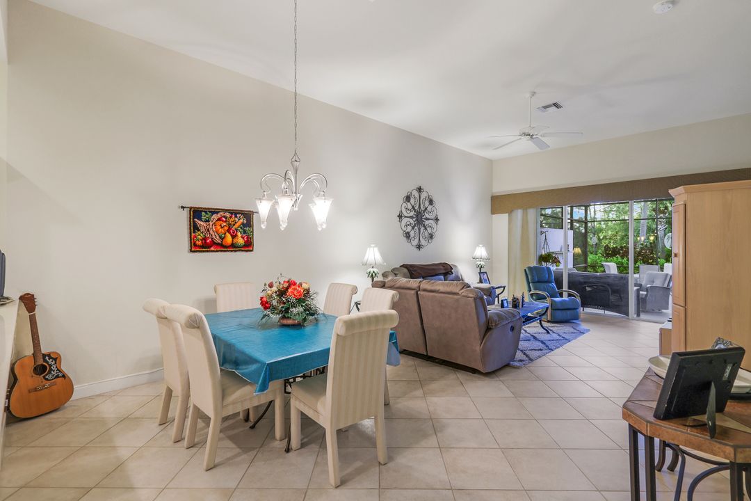 5927 Northridge Dr, Naples, FL 34110