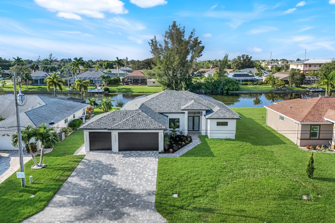 126 SE 20th St, Cape Coral, FL 33990