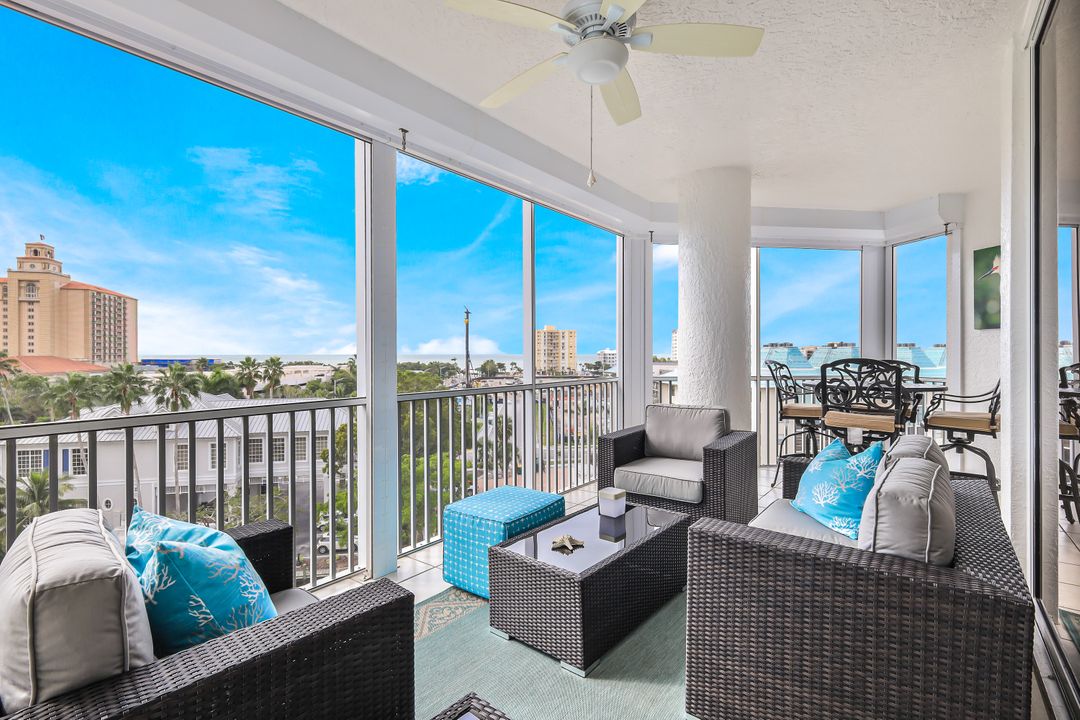 400 Flagship Dr #602, Naples, FL 34108