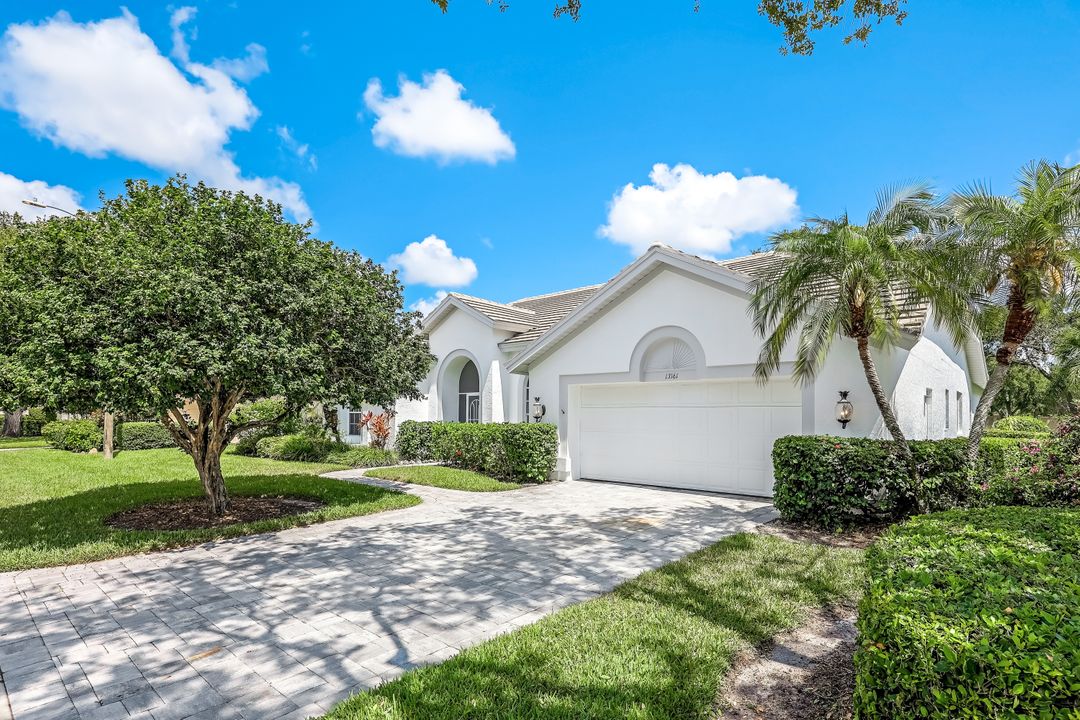 13161 Bridgeford Ave, Bonita Springs, FL 34135