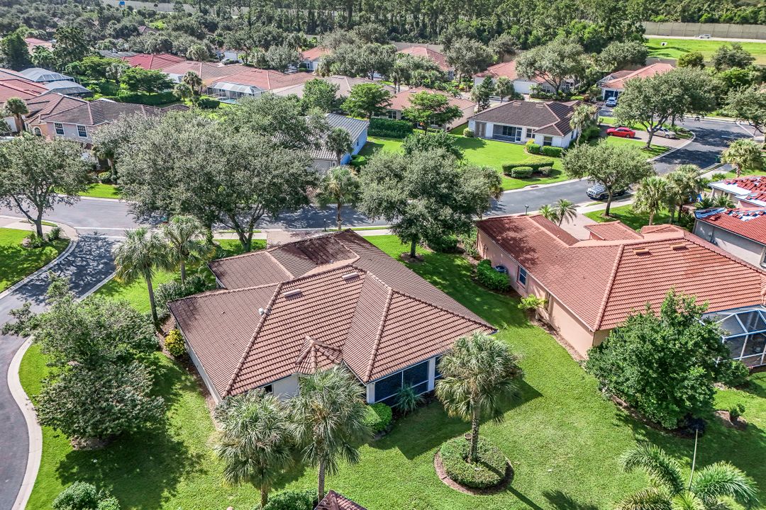 3968 Ruxton Rd, Naples, FL 34116