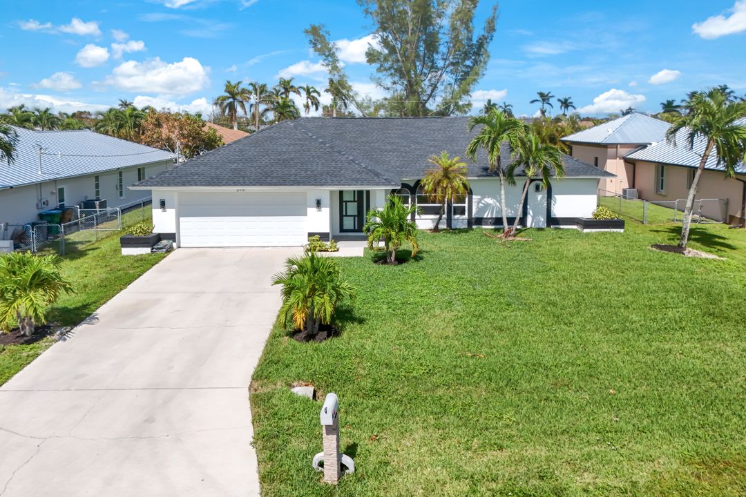 215 SE 30th St, Cape Coral, FL 33904