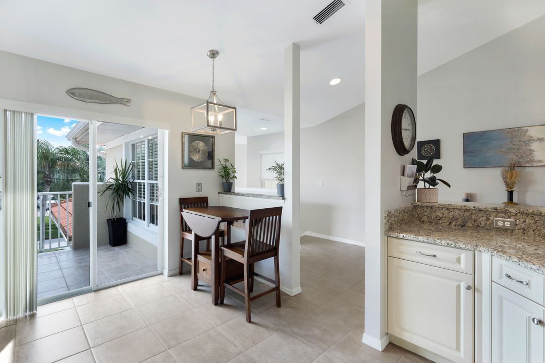 5145 Cobble Creek Ct #202, Naples, FL 34110