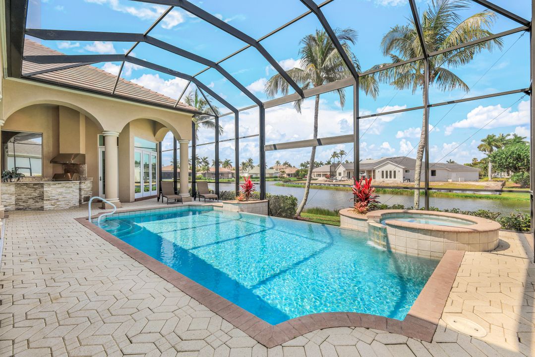 14561 Headwater Bay Ln, Fort Myers, FL 33908