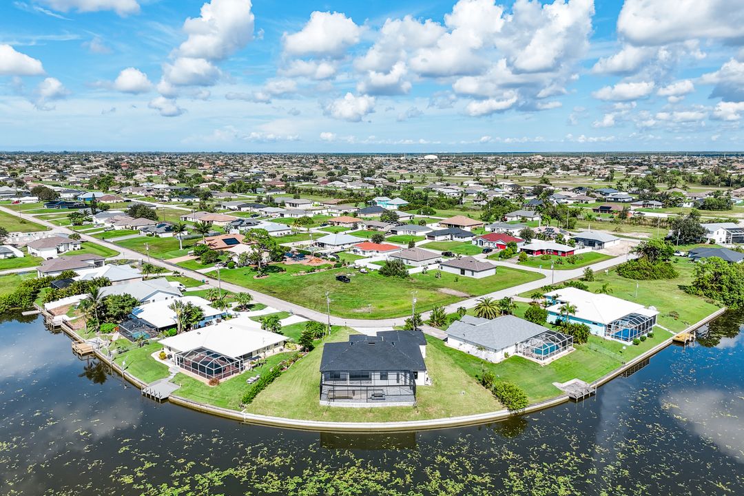 306 NW 13th St, Cape Coral, FL 33993