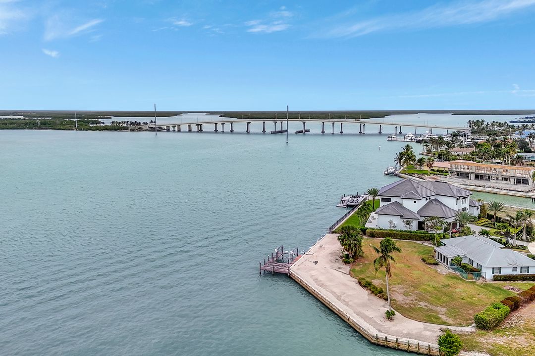 980 Iris Ct, Marco Island, FL 34145