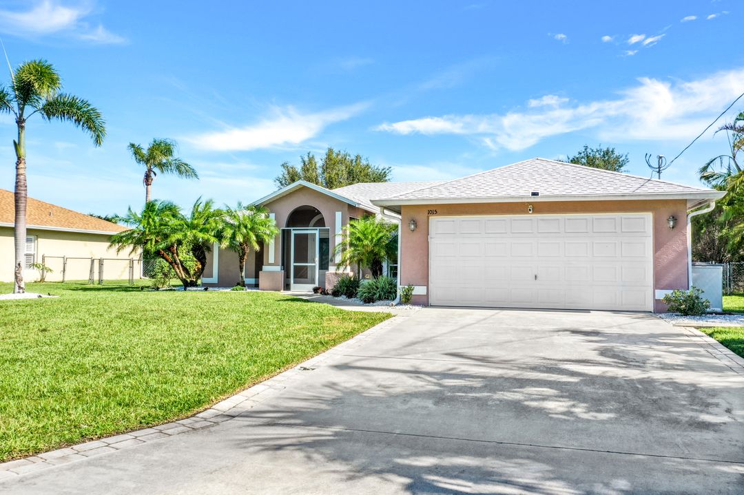 1015 SE 6th St, Cape Coral, FL 33990