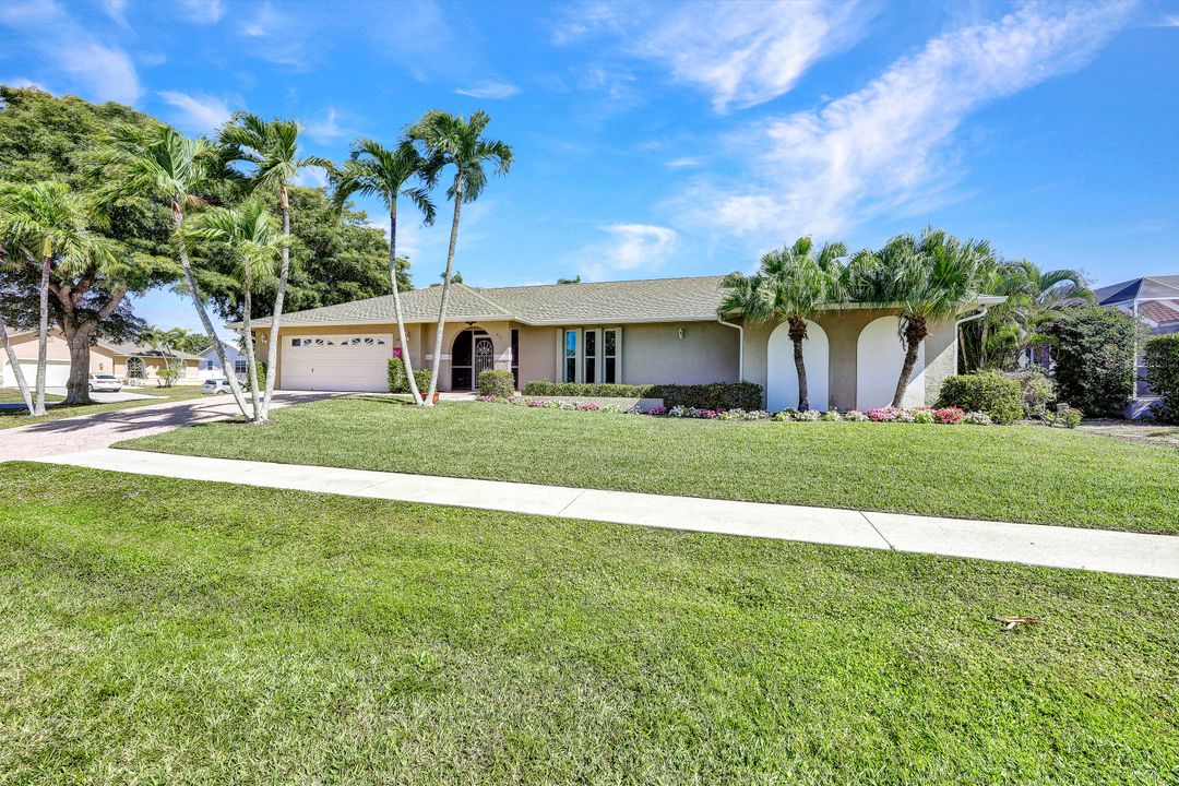 217 Bermuda Rd, Marco Island, FL 34145