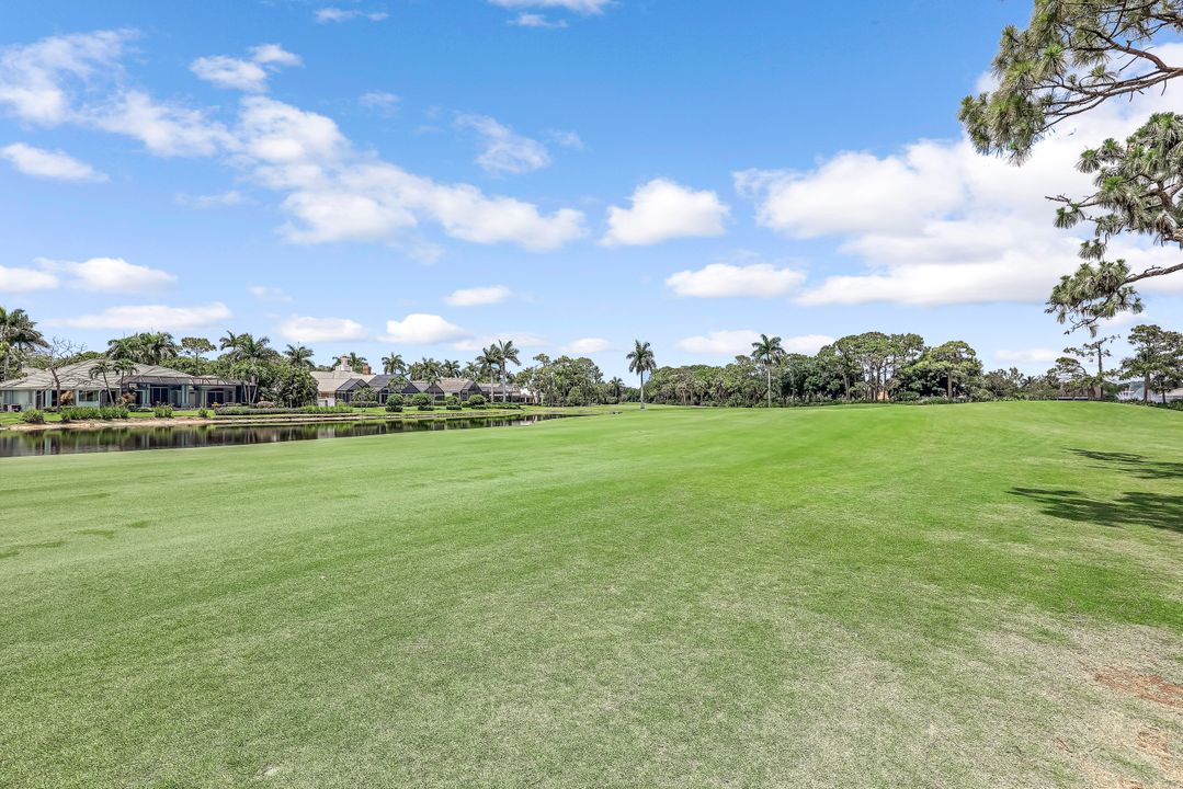 15299 Devon Green Ln, Naples, FL 34110