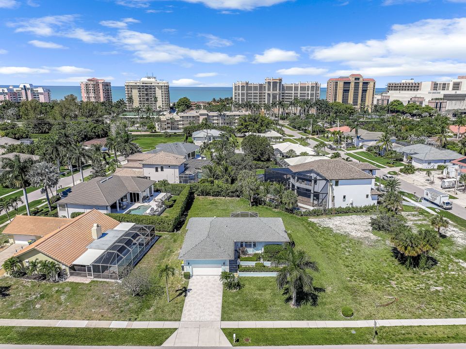 486 Landmark St, Marco Island, FL 34145