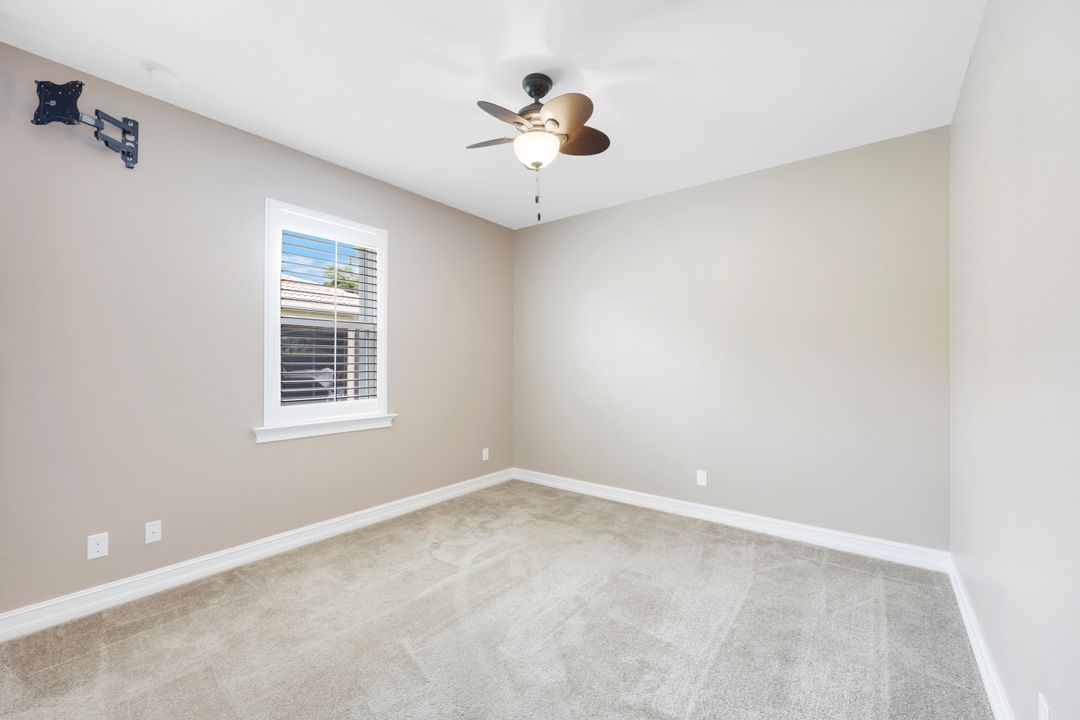 13211 Seaside Harbour Dr, North Fort Myers, FL 33903