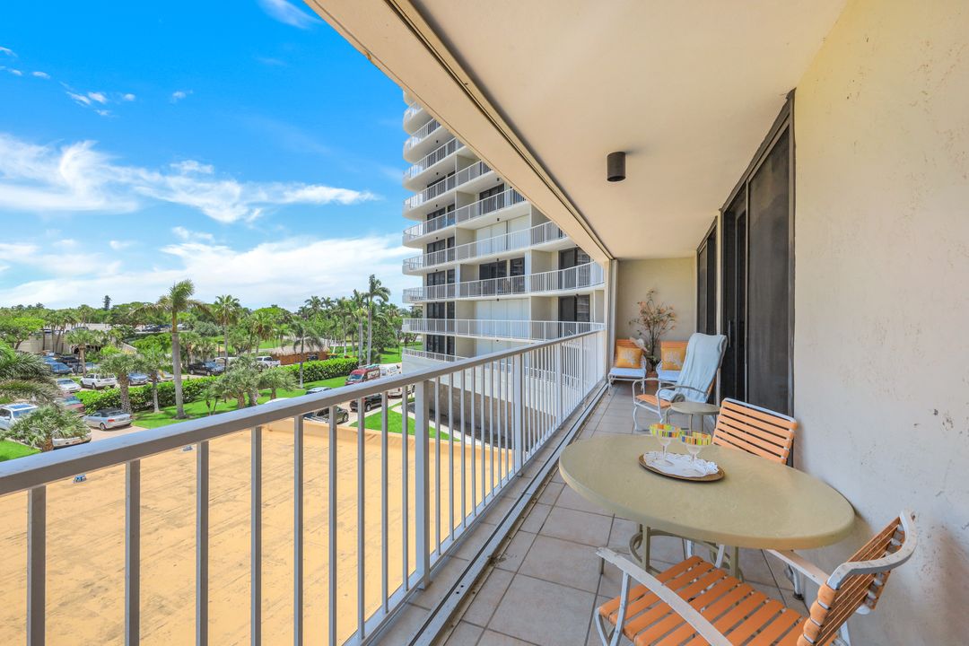 320 Seaview Ct #310, Marco Island, FL 34145