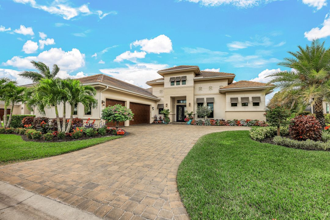 9237 Esplanade Blvd, Naples, FL 34119