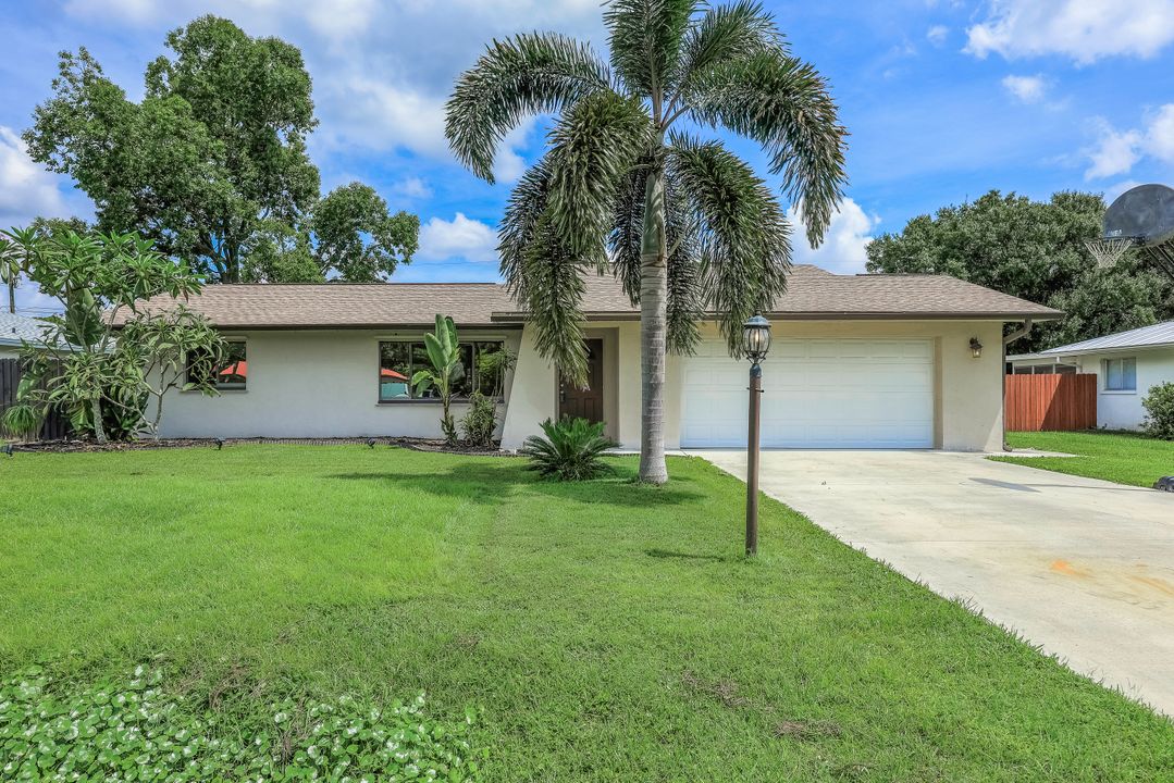 17084 Wayzata Ct, North Fort Myers, FL 33917