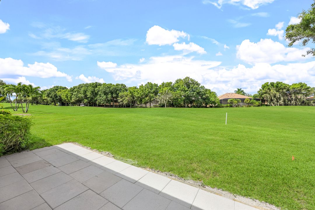 6761 Bent Grass Dr, Naples, FL 34113