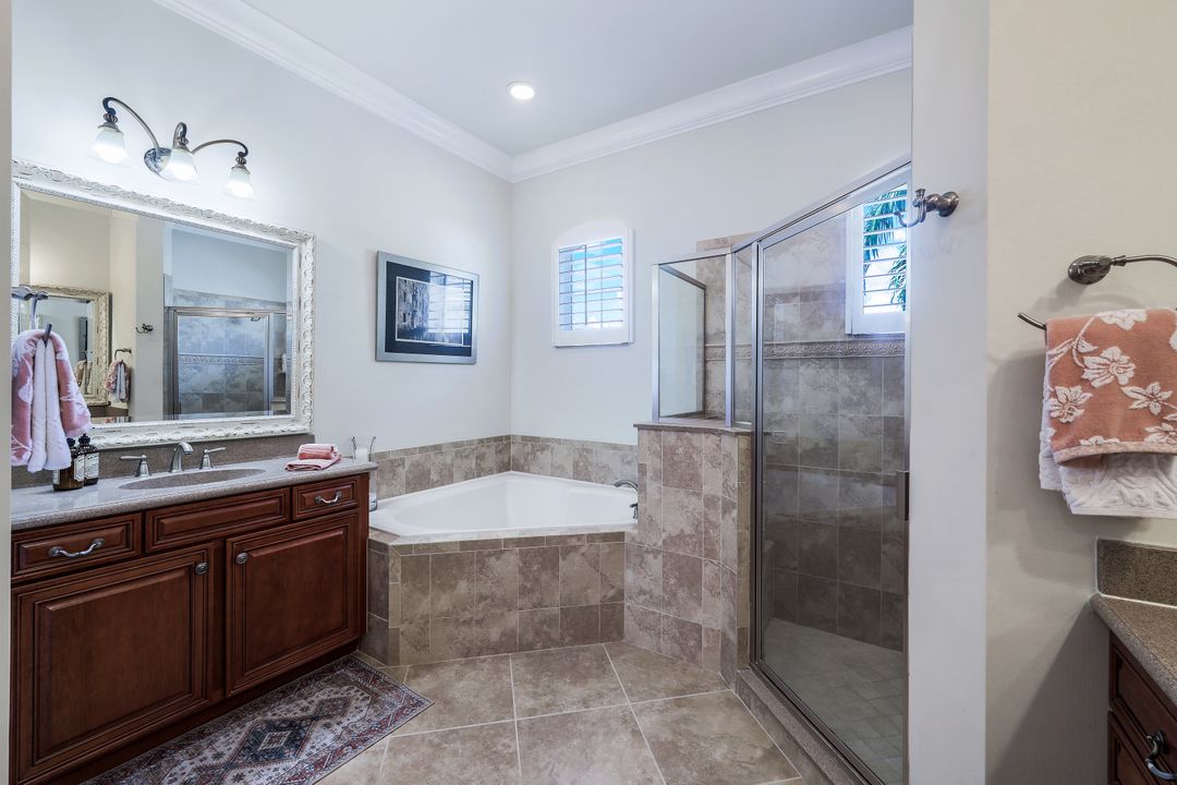 9406 Copper Canyon Ct, Naples, FL 34120