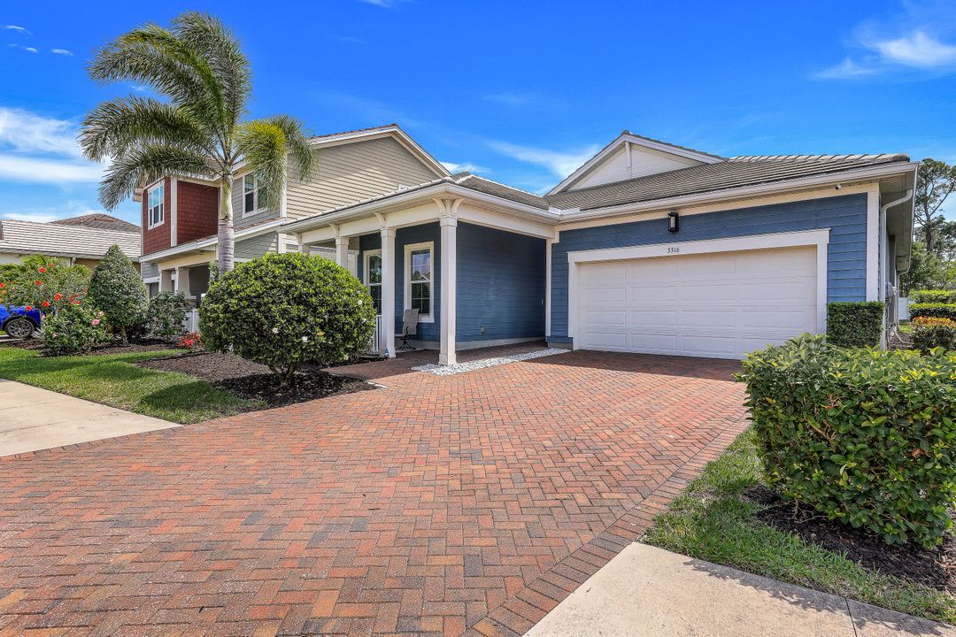 3316 Pilot Cir, Naples, FL 34120