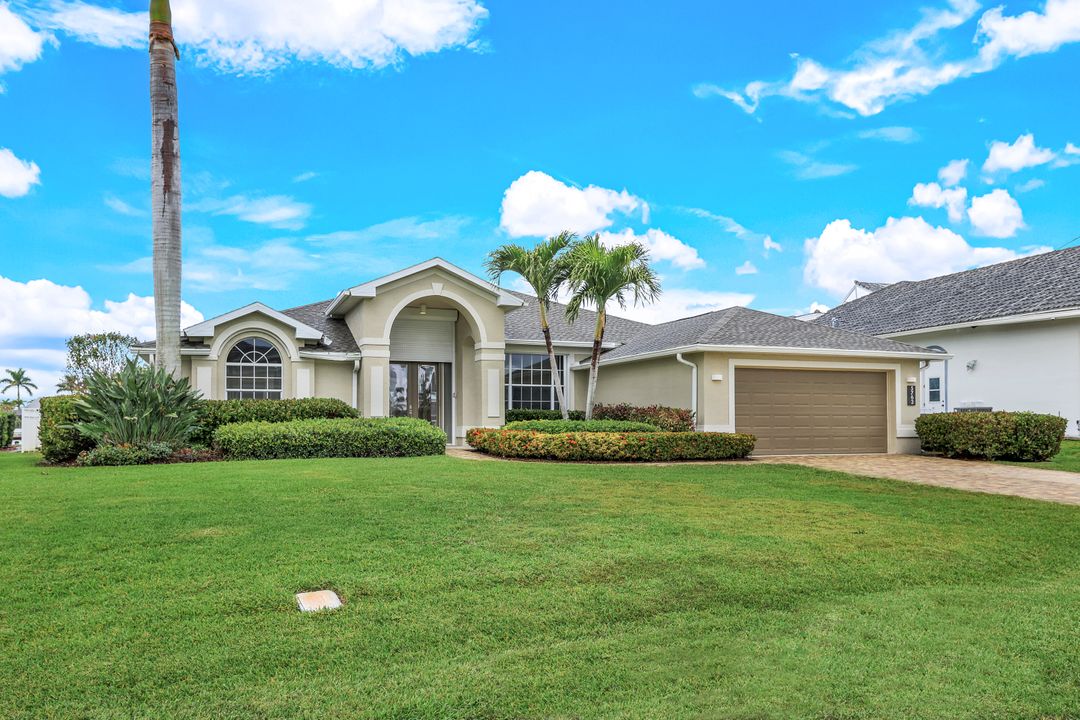 5763 SW 9th Ct, Cape Coral, FL 33914