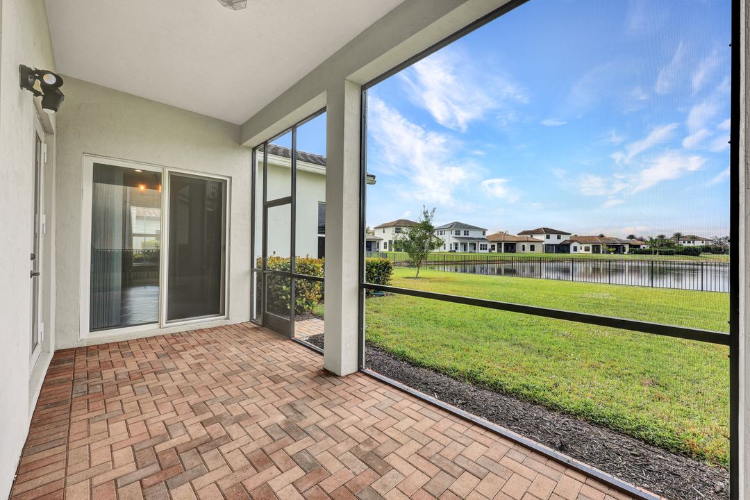 5165 Vizcaya St, Ave Maria, FL 34142