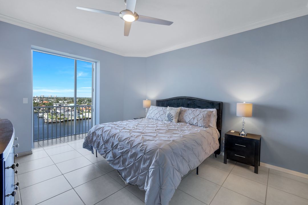 400 Flagship Dr #908, Naples, FL 34108