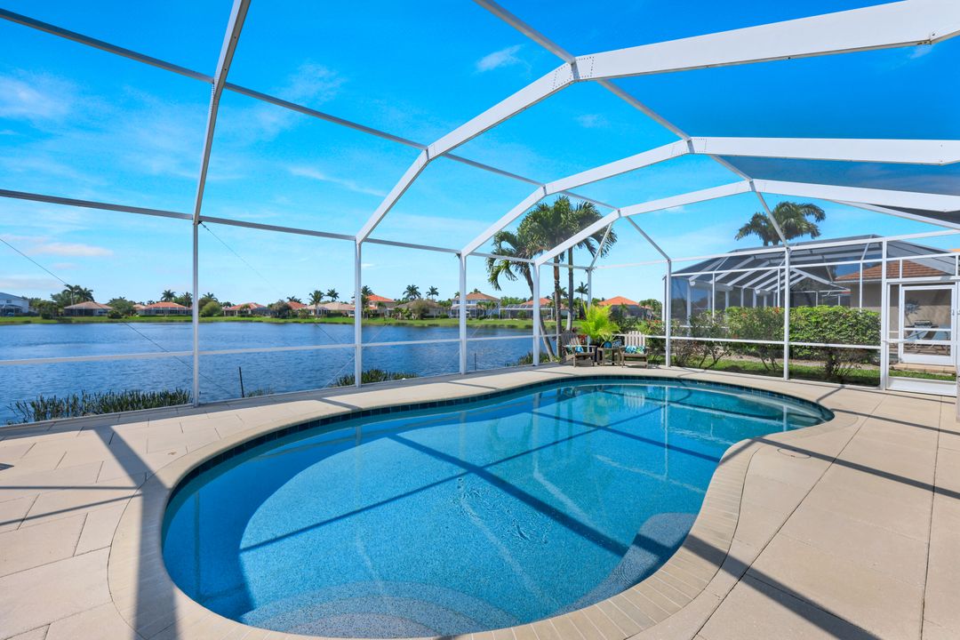 2526 Ashbury Cir, Cape Coral, FL 33991