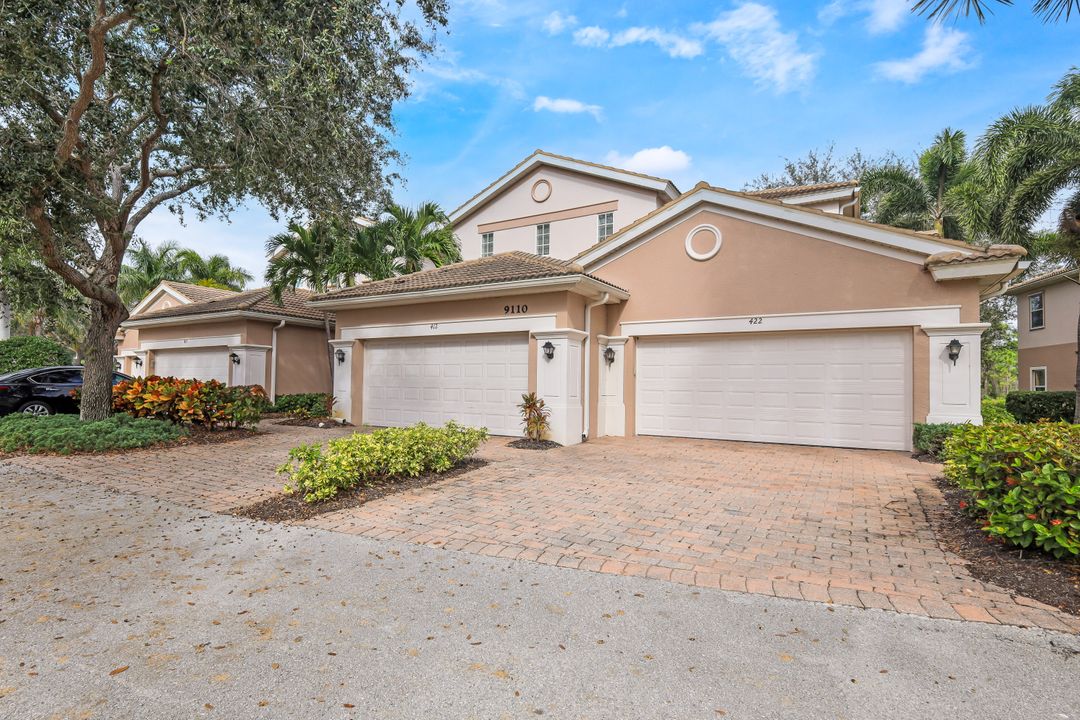 9110 Spanish Moss Way  #422, Bonita Springs, FL 34135